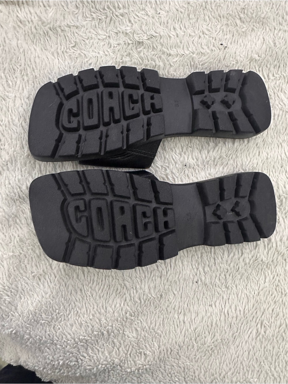 Coach Black Slide Sandals. size 6.5B - Picture 4 of 4
